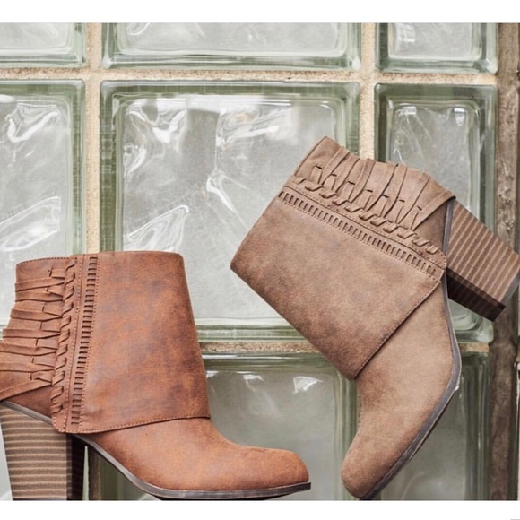 Buckle Shoes - Back Braided Straps Cuffed Heeled Ankle Booties